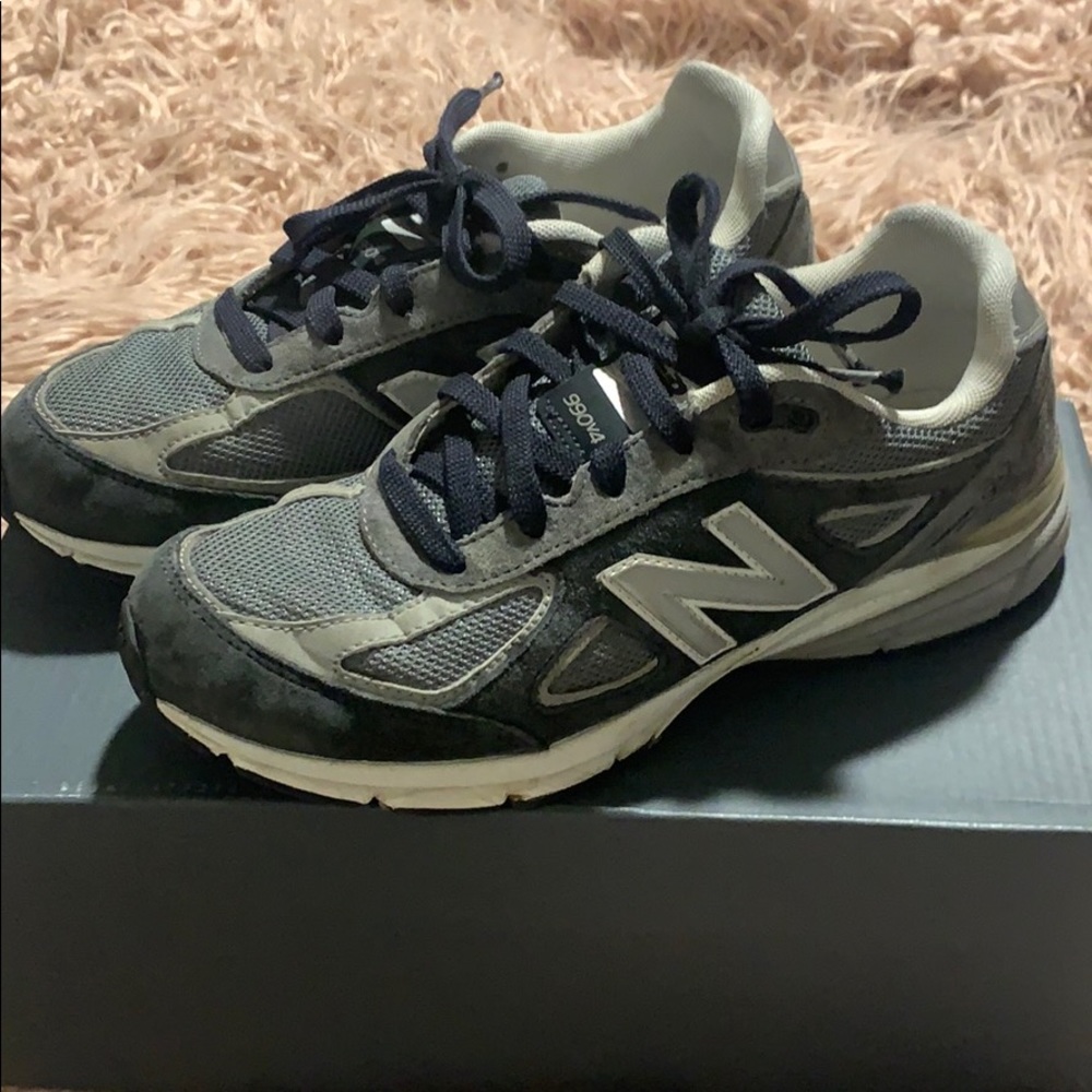 New Balance 990v4